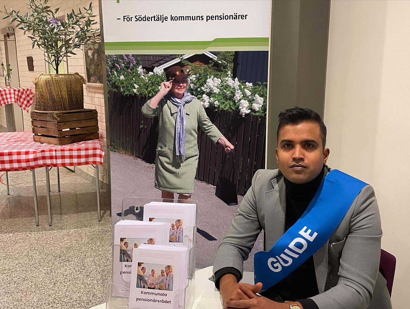 Vivek Noel Munigala working with the municipality